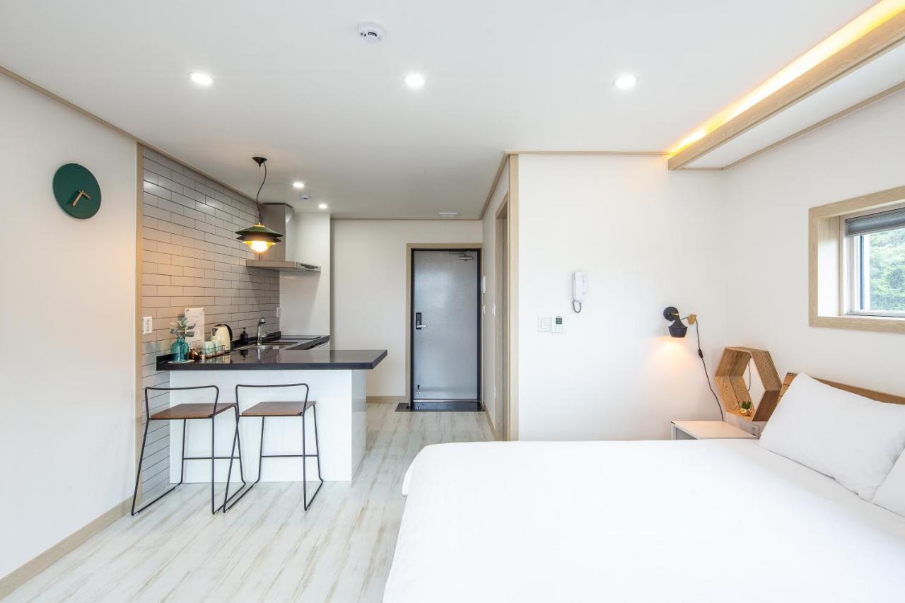 Jeju Abientot Villa Seogwipo Dış mekan fotoğraf