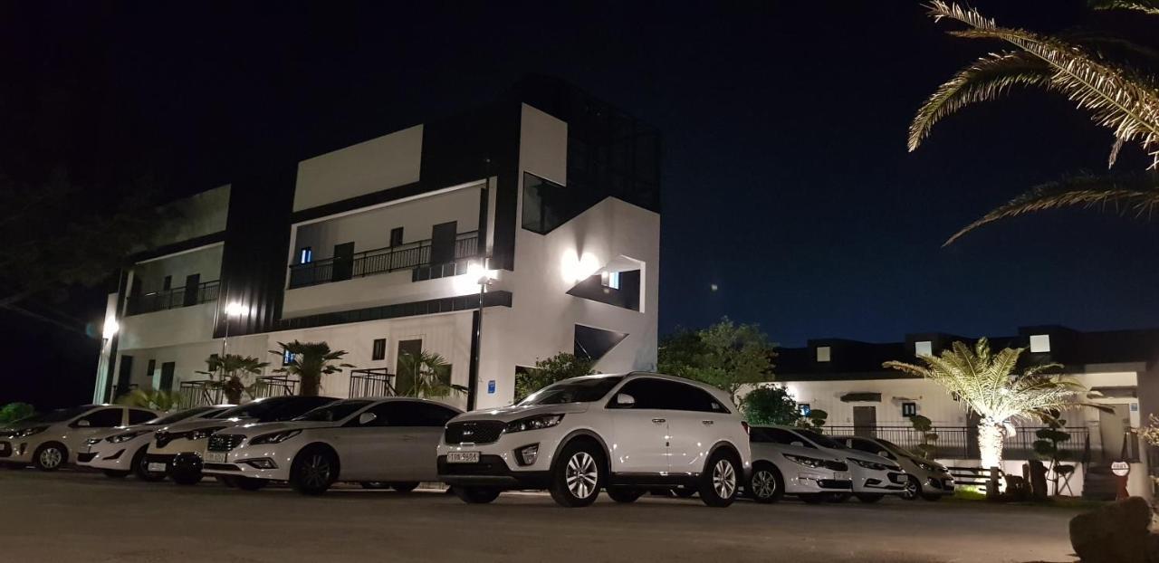 Jeju Abientot Villa Seogwipo Dış mekan fotoğraf